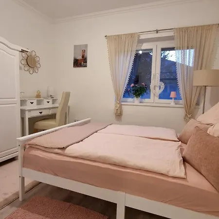 Appartamento Rozsa *